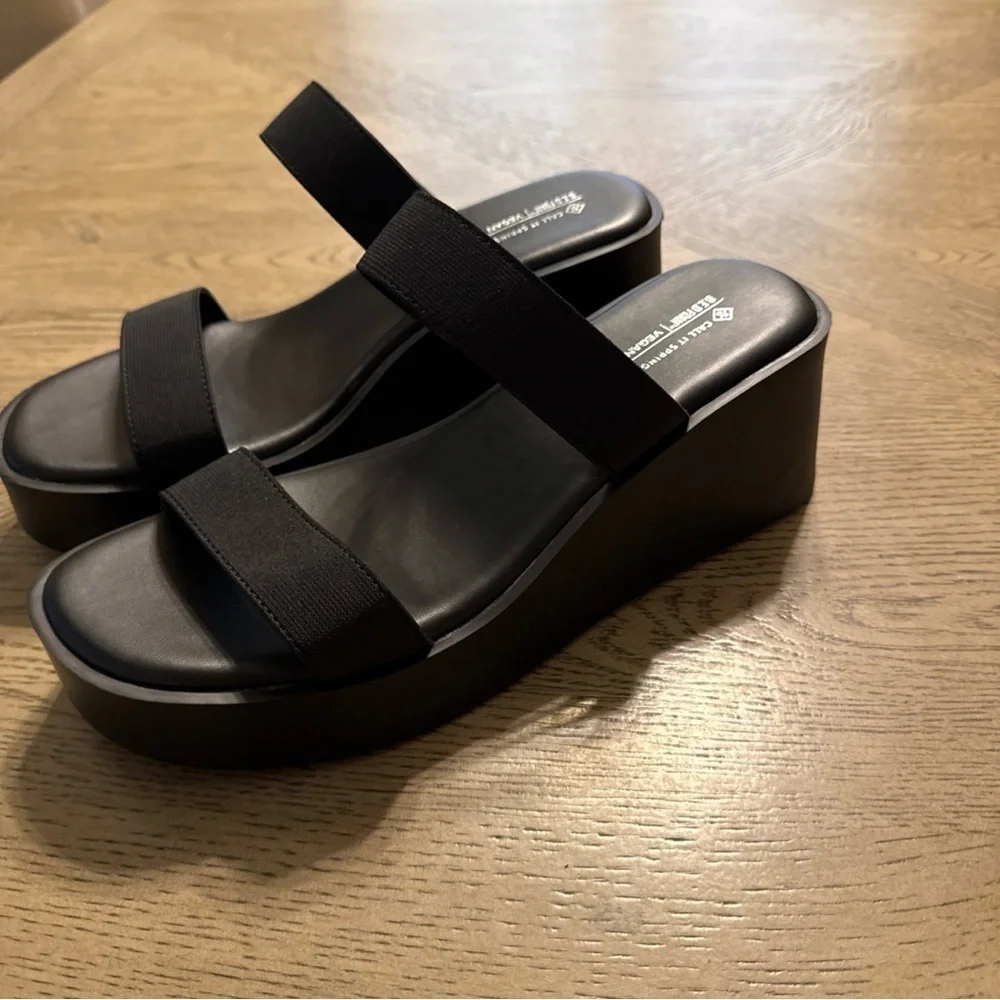 Call It Spring Women's Feliciia Wedge Sandal 11 Black Multi